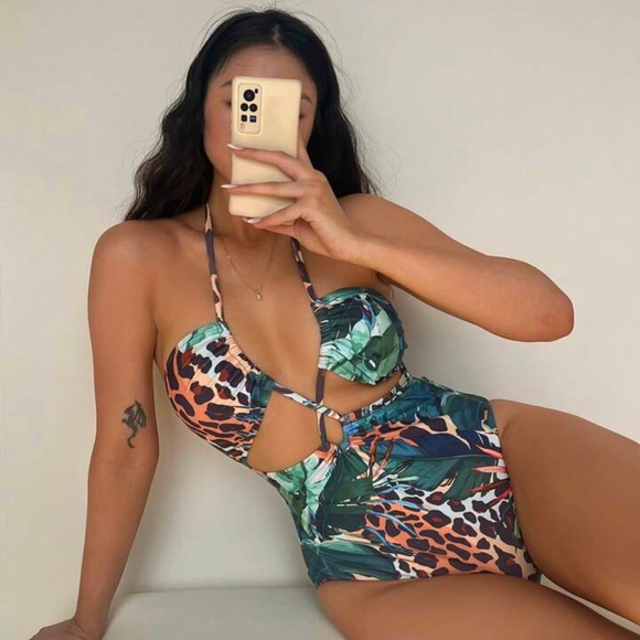 Shein M Tropical / Leopard Print Cut Out Waist Halter One Piece Swimsuit NWT - Picture 3 of 11